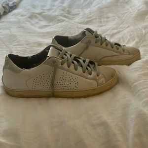 Women’s P448 white/silver low top leather sneakers - size 7/37